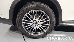 Mercedes-Benz GLC-Class GLC300 4MATIC Avnatgarde Coupe — 2025