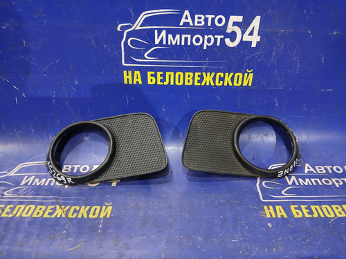 Заглушка бампера TOYOTA WISH 2003-2005