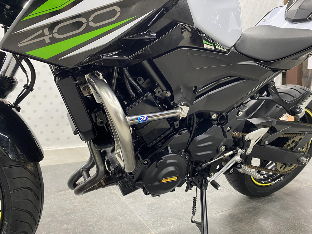 Kawasaki Z400 2021