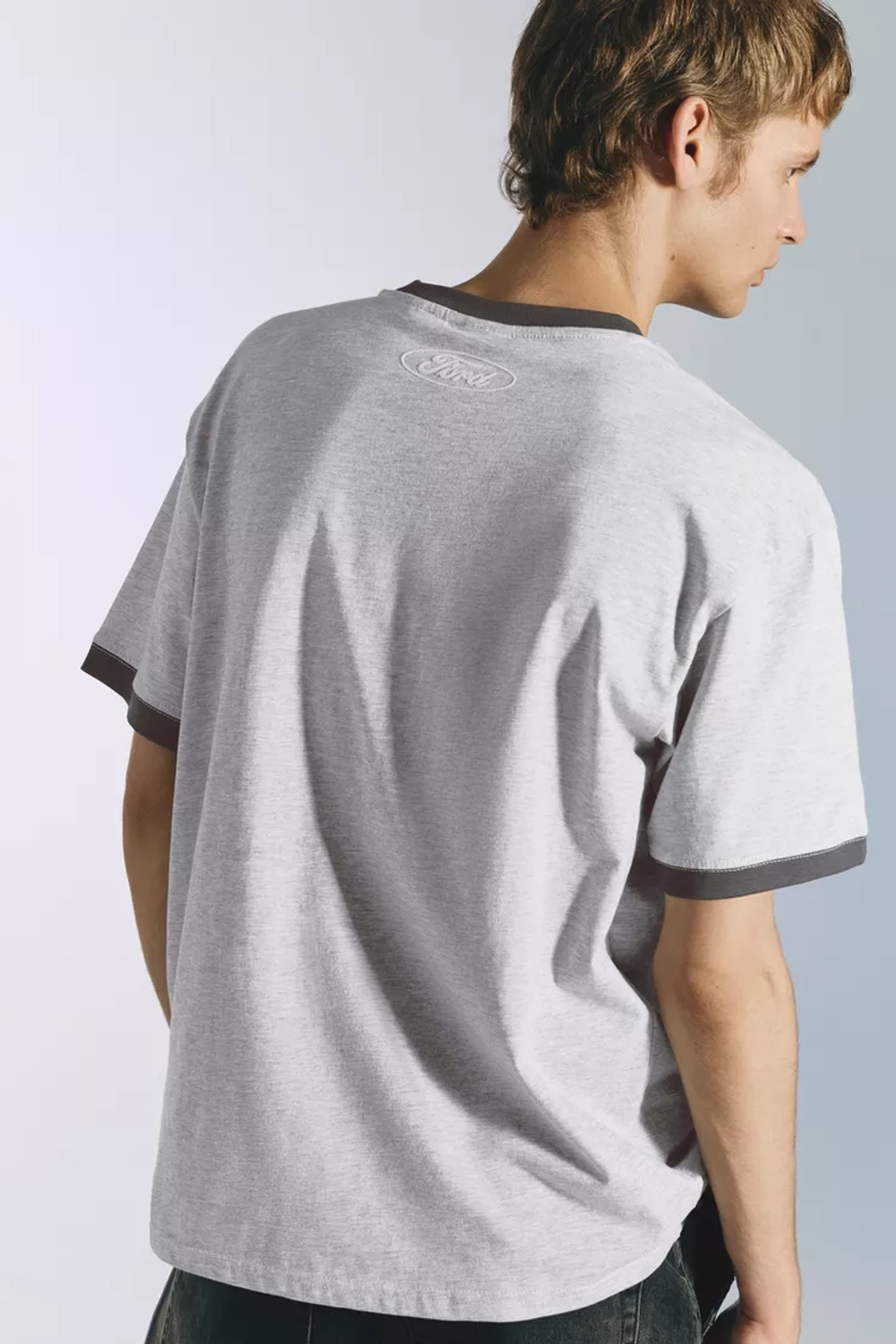 PULL&BEAR Футболка Ford Bronco, серый меланж