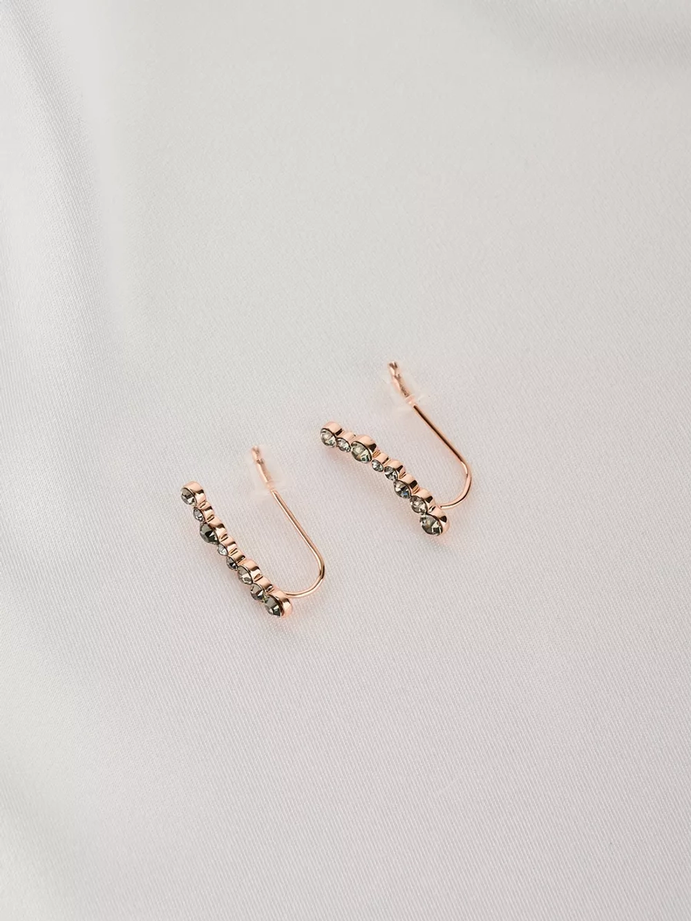 Серьги-клаймберы Млечный путь с серыми кристаллами Swarovski