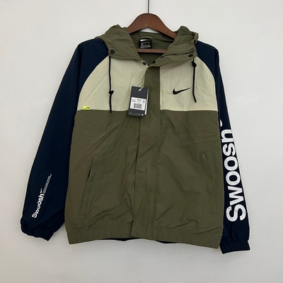 Ветровка Nike