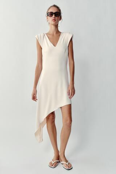 КОРОТКОЕ АСИММЕТРИЧНОЕ ПЛАТЬЕ С ПОДПЛЕЧНИКАМИ — ZARA