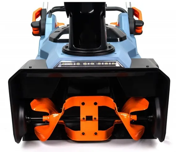 Аккумуляторный снегоуборщик SENIX STX6-H-EU