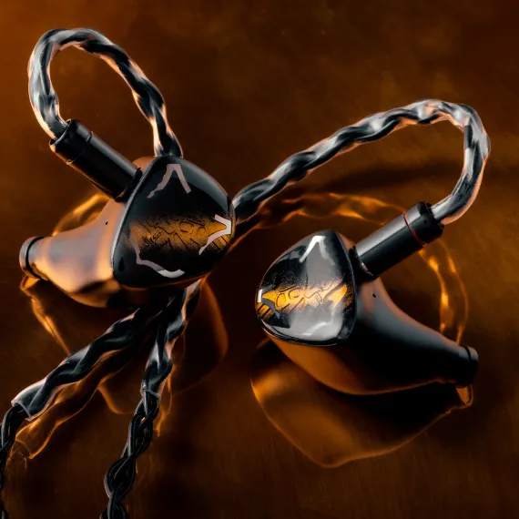 Noble Audio Vanguard Black Amber