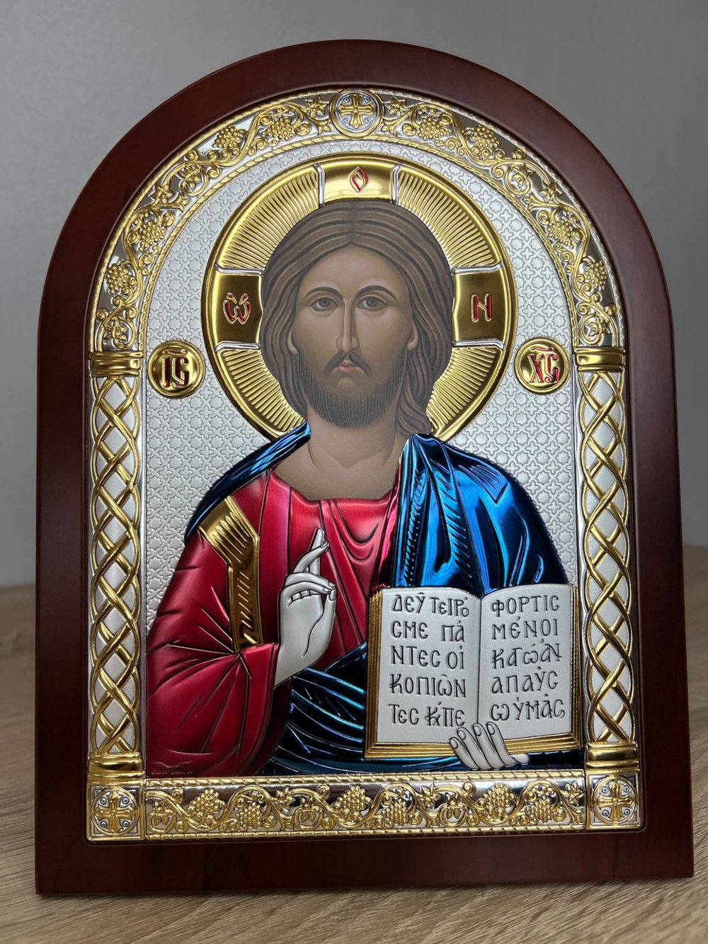 Спаситель, икона арочная, красное дерево, эмаль 206х275