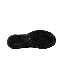 alt="Кроссовки New Balance 2002R GORE-TEX арт. U2002DXB черная расцветка вид спереди"