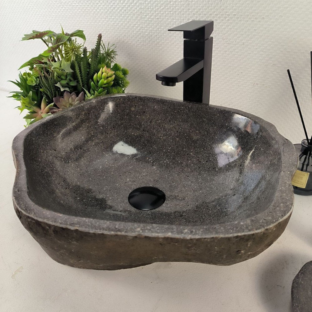 Раковина из речного камня RS-65121 44x39x15 из натурального камня