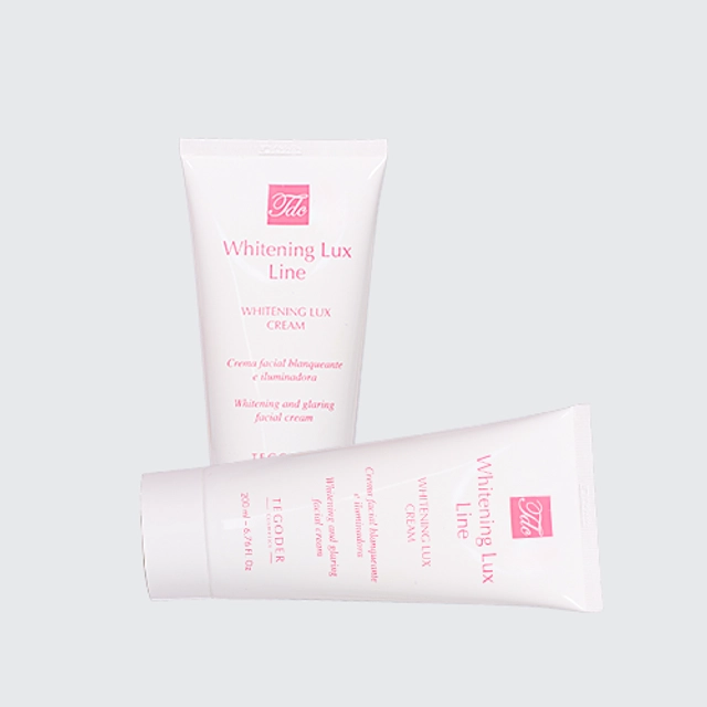 Крем улучшающий цвет лица Whitening Lux Cream