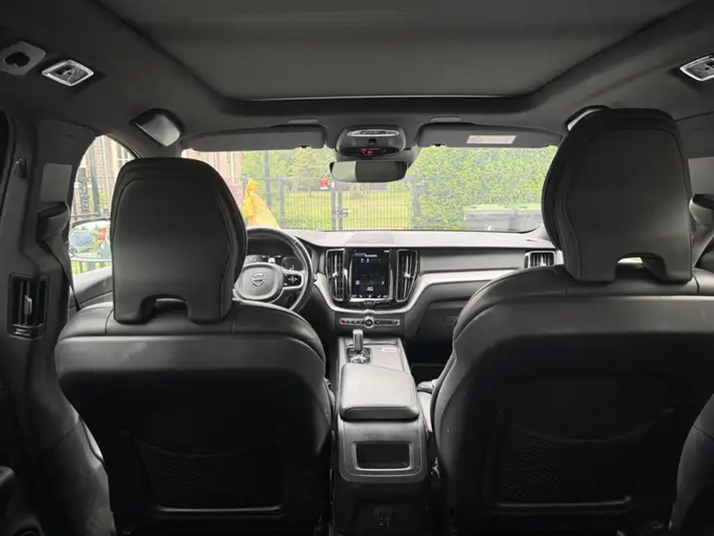 Volvo XC60 Recharge T6 AWD R-Design