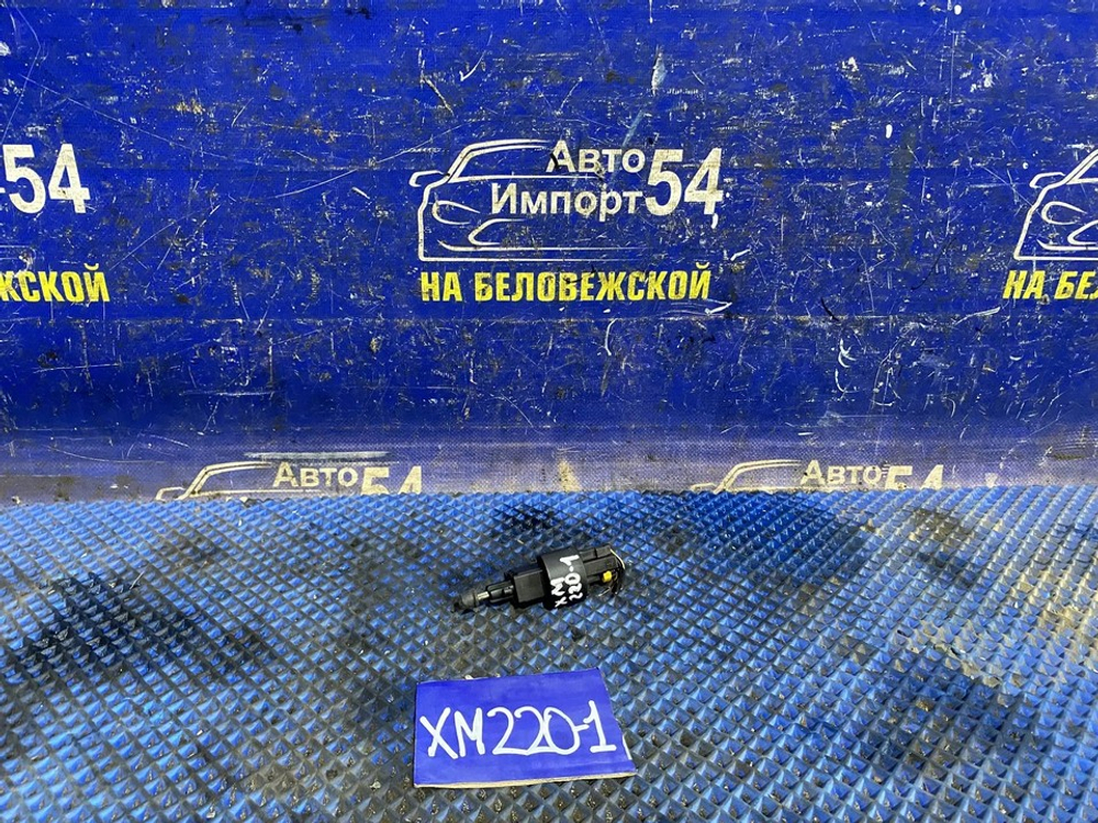 Датчик педали тормоза SUBARU TRAVIQ 2003