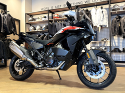 KTM 1390 Super Adventure S EVO