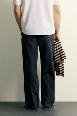 ZARA БРЮКИ STRAIGHT FIT ИЗ ТКАНИ СИРСАКЕР, МОРСКОЙ СИНИЙ