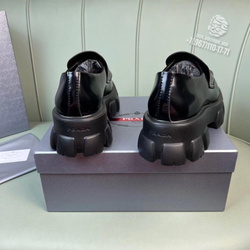 Туфли Prada