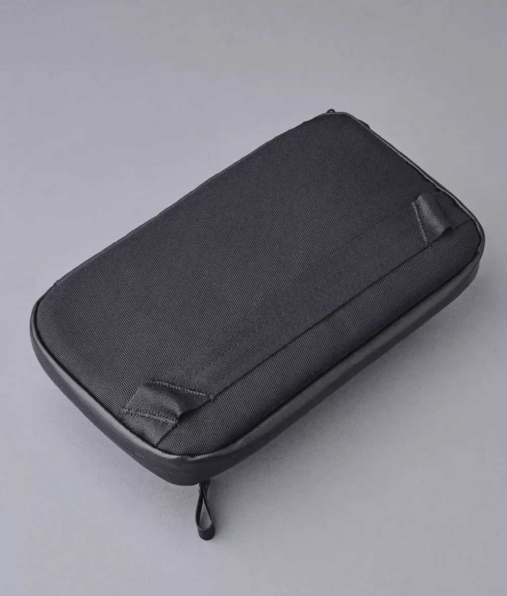 Сумка-несессер Alpaka Elements Tech Case Mini
