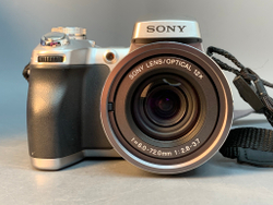Sony Cybershot super steady shot DSC H1