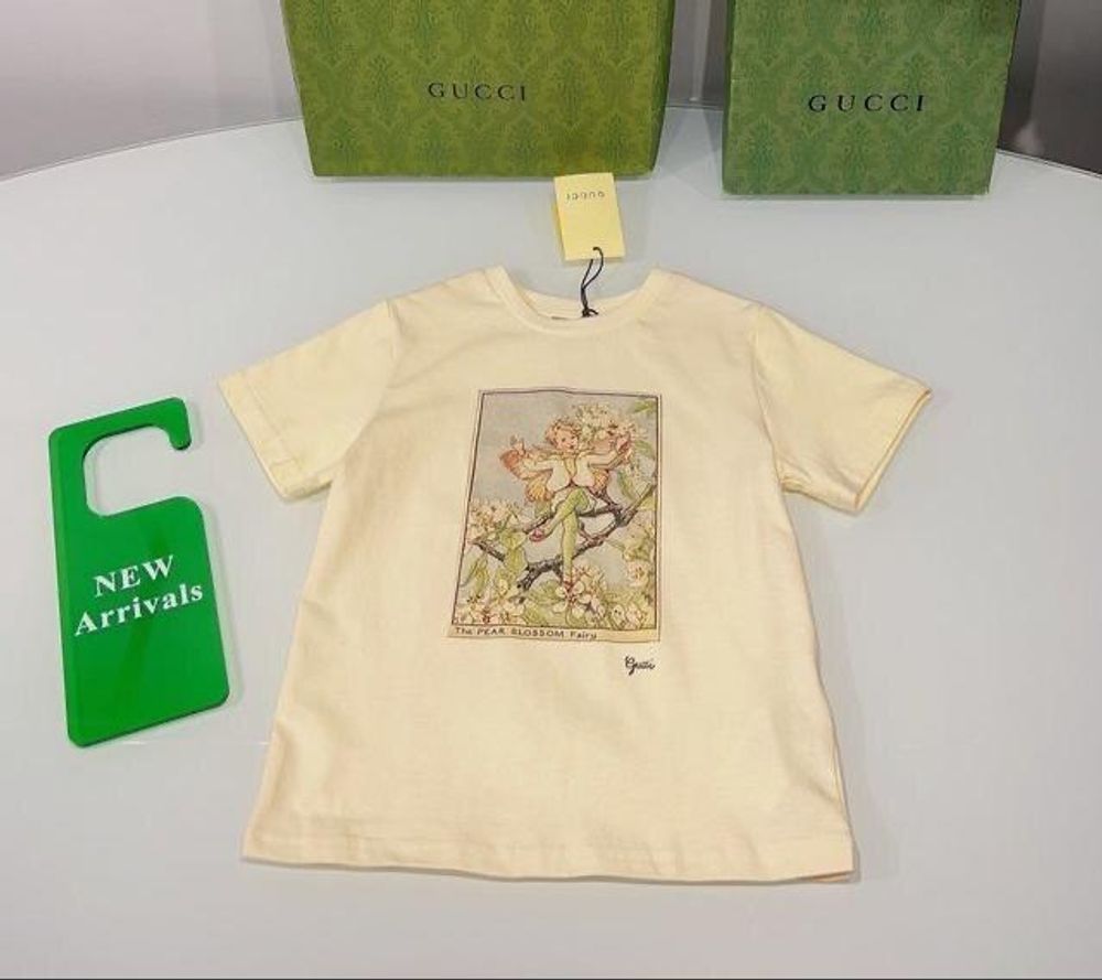 Костюм Gucci