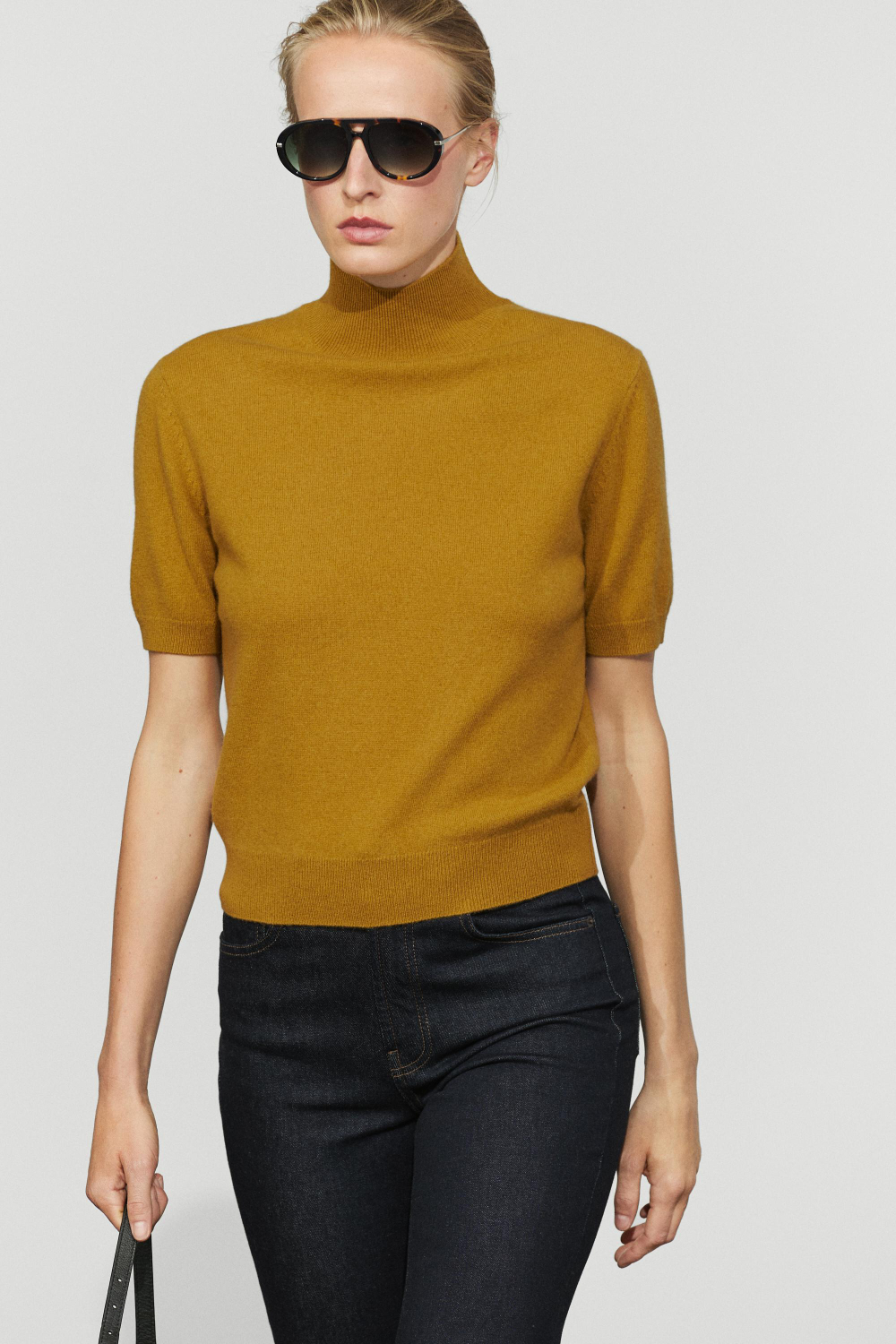 Massimo Dutti Вязаный свитер с короткими рукавами из смеси кашемира и шерсти, горчично-желтый