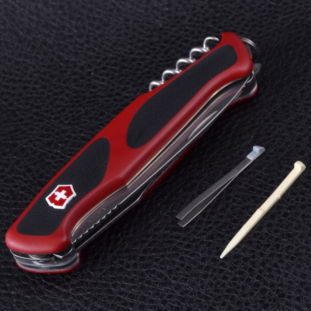 Нож Victorinox RangerGrip 55, 0.9563.C