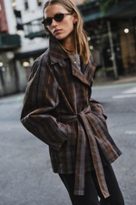 ТРЕНЧ В КЛЕТКУ С ПОЯСОМ — ZARA