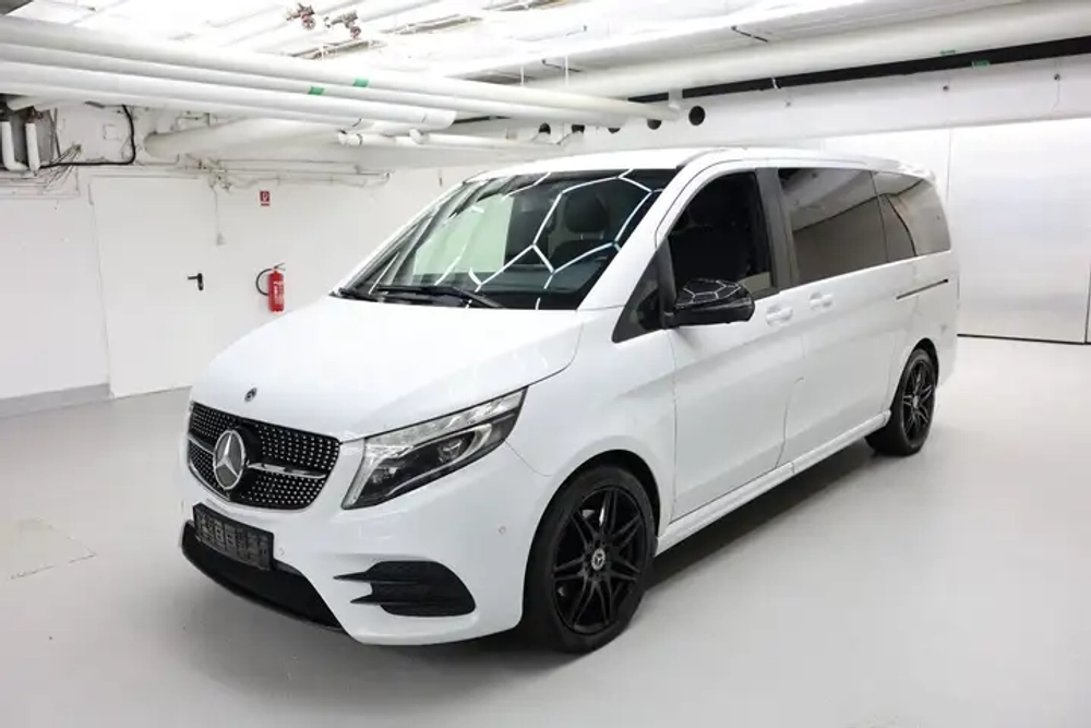 Mercedes-Benz V 300 AVANTGARDE EDITION AMG lang Panorama Luft