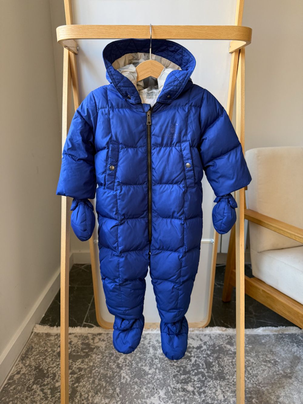 Пуховый комбинезон Burberry, 80