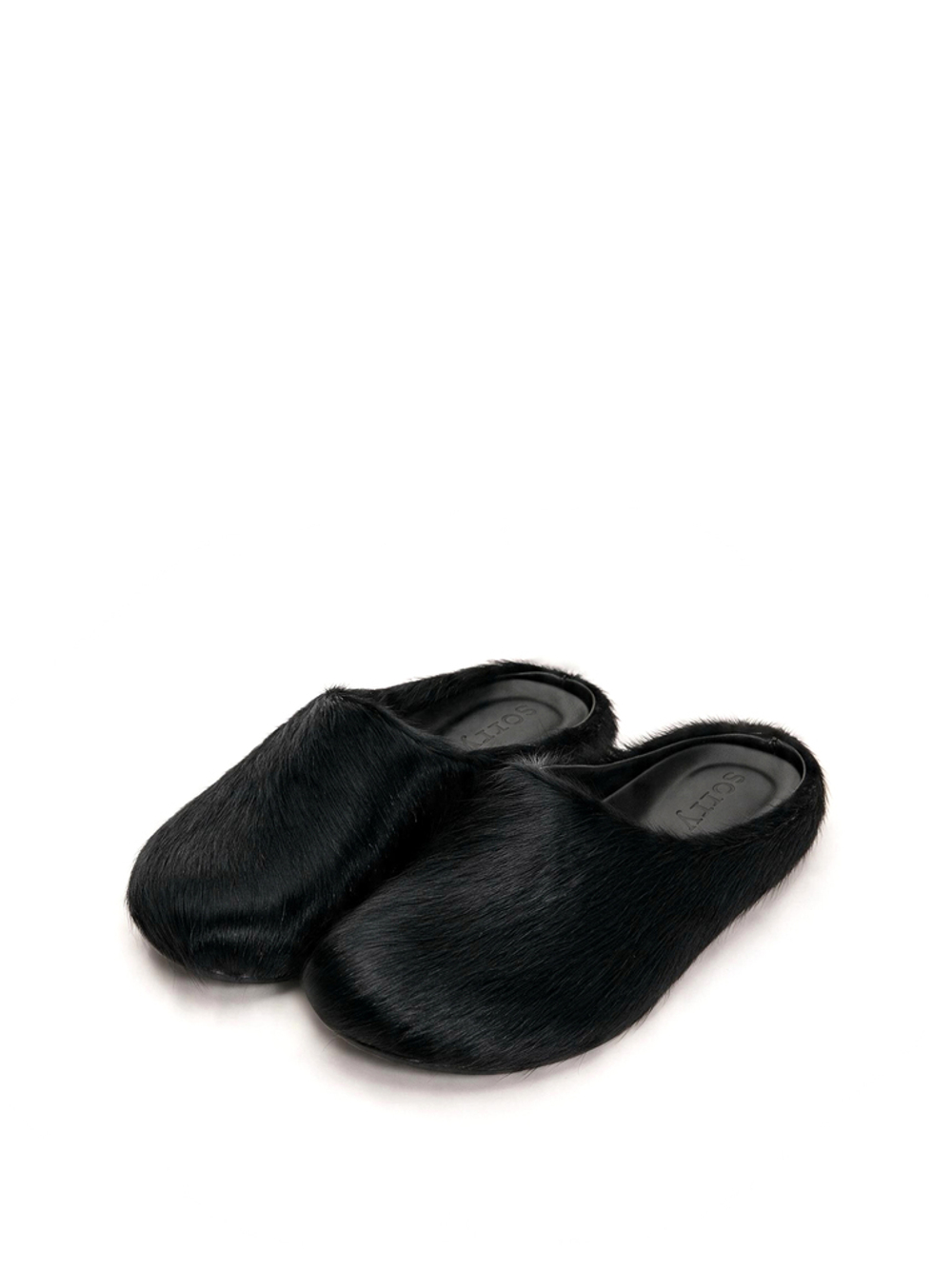 mule black fur