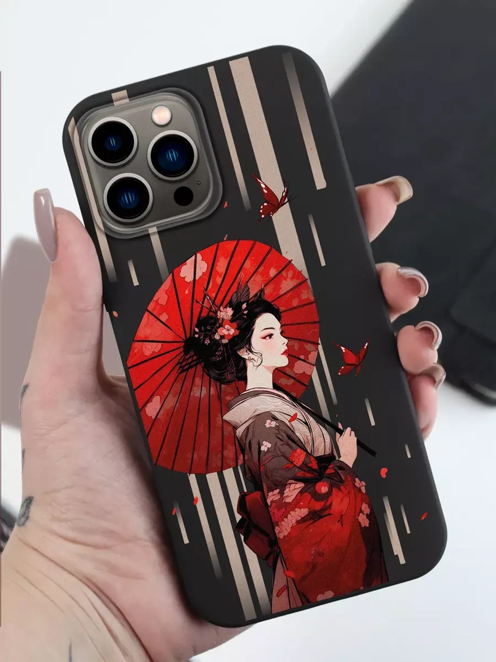 Чехол на iPhone 13 Pro Max с принтом