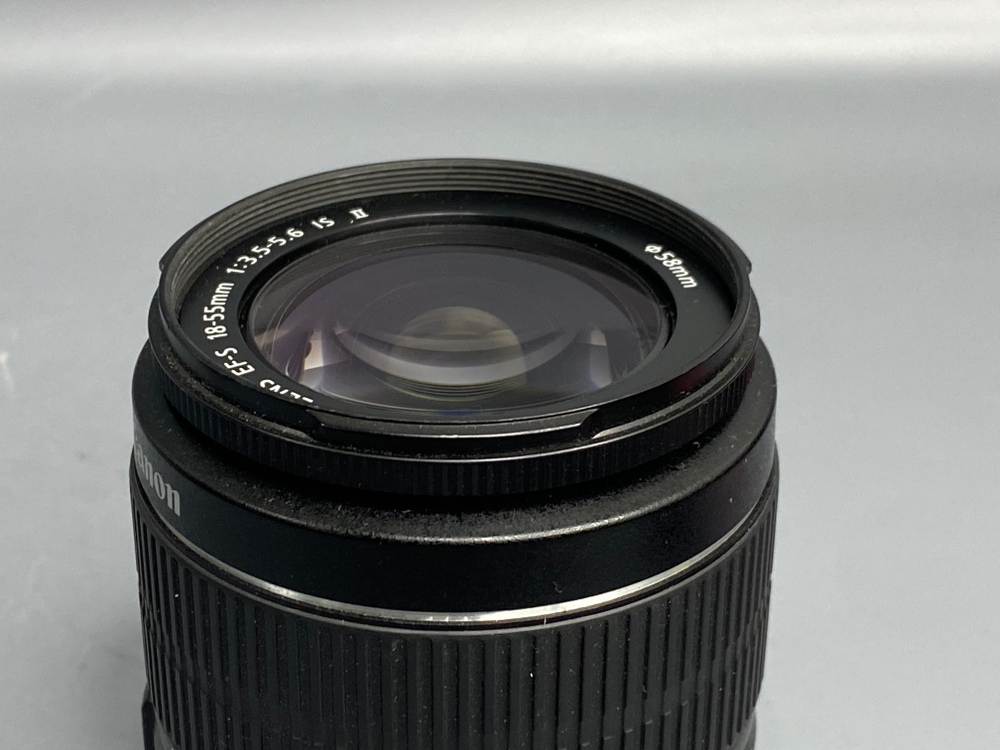 Canon EF-S 18-55mm 3.5-5.6 IS II