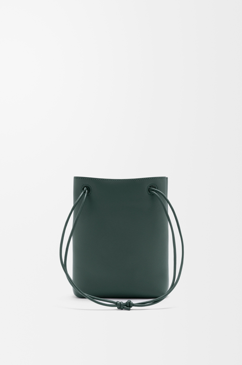 Loewe Сумка-мешок Pebble из гладкой телячьей кожи, зеленый