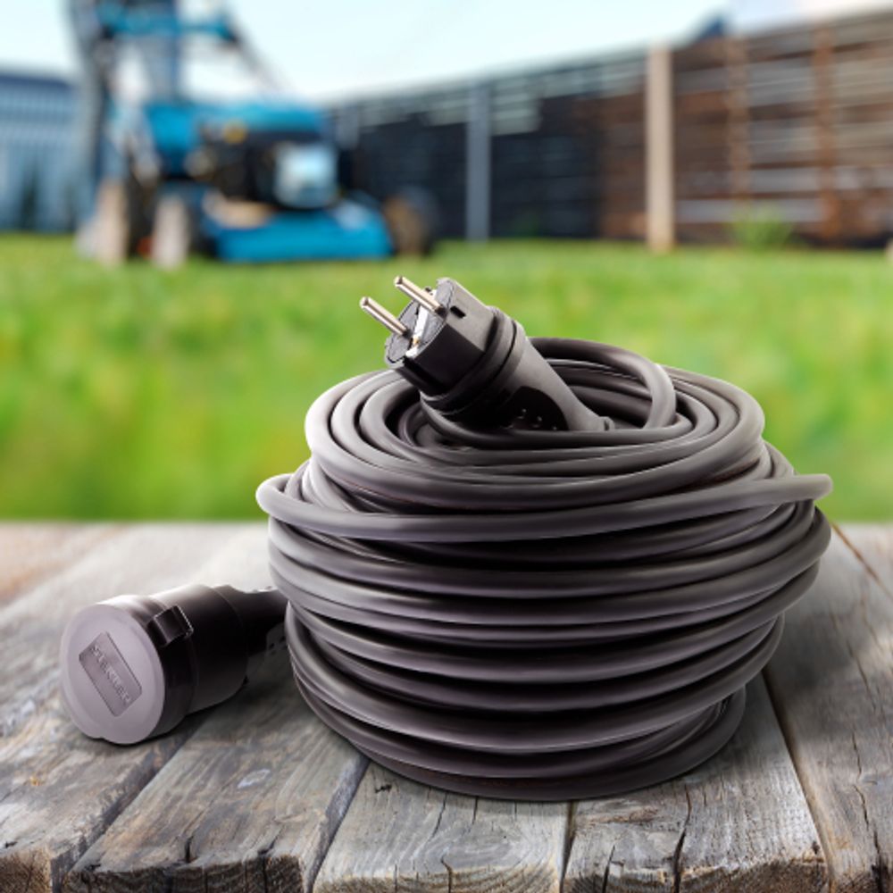 Удлинитель силовой ЭРА UPx-1e-3x2,5-50m-IP44(KG) в бухте с заземлением 1 розетка 50 м КГ 3х2,5мм2 | Электротовары