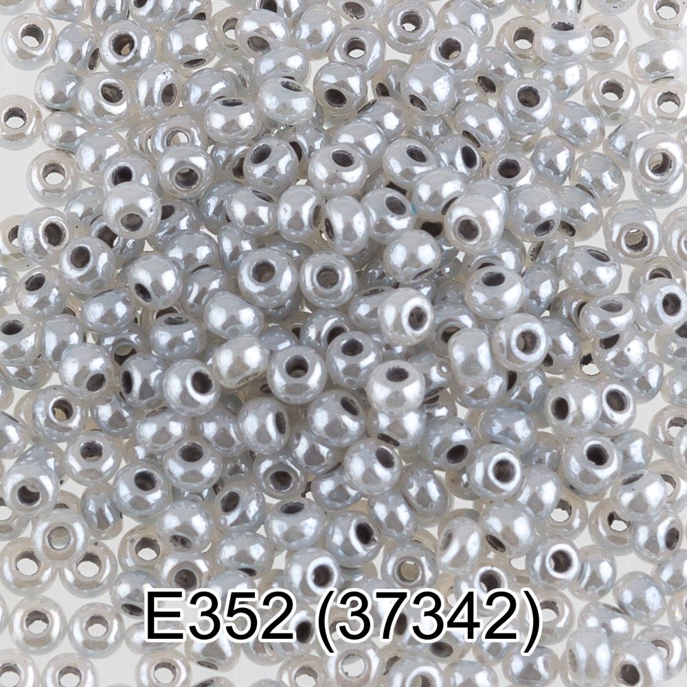 Бисер Gamma 10/0 (2.3 мм), 50 г (10х5 г), E352 св.серый, 37342, круглый 5