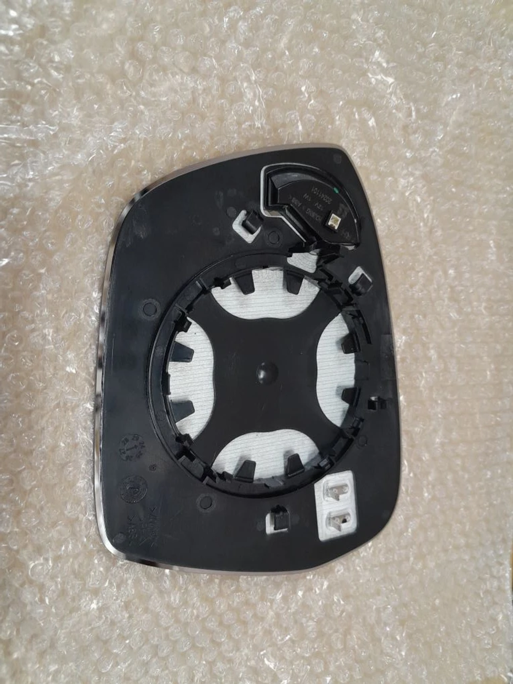 элемент зеркальный правый Geely Coolray/Coolray New orig 6017076100