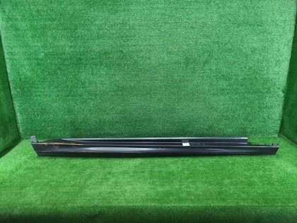 Накладка порога правая BMW X6 G06 (19-нв) M-paket