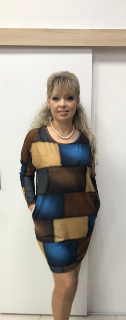 Туника в крупную клетку, зауженная к низу
