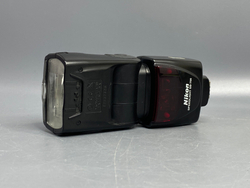 Nikon Speedlight SB-700