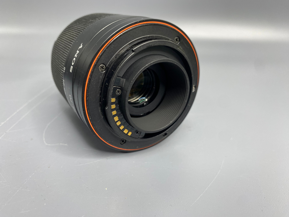 Sony A300 Kit 18-70mm 3.5-5.6