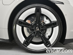 Porsche Taycan Turbo — 2025