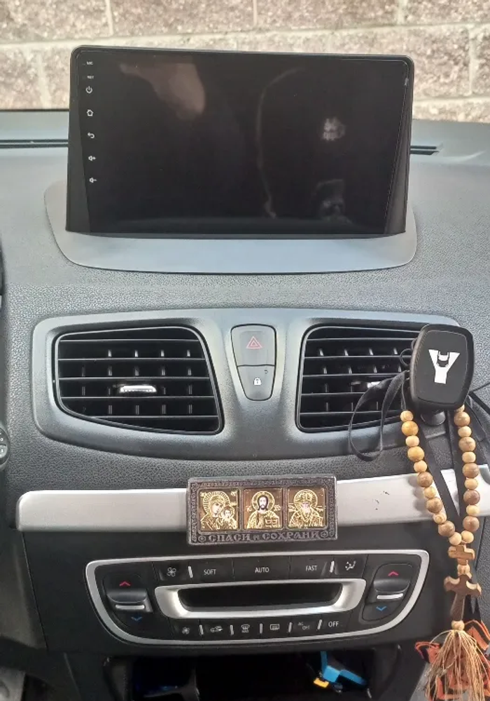 Магнитола для Renault Fluence/ Megane 2009-2017 - Canbox 9215 Qled, Android 10, Быстрая, SIM-слот