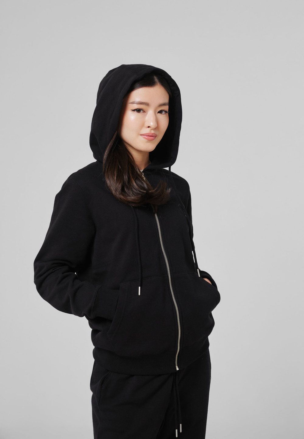 Кофта на замке с капюшоном ARGYMAQ BLACK