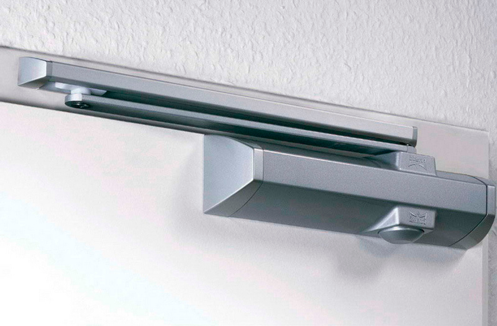 Доводчик DORMA TS-90 EN 3/4 серый скольз. тяга 50-110 кг.