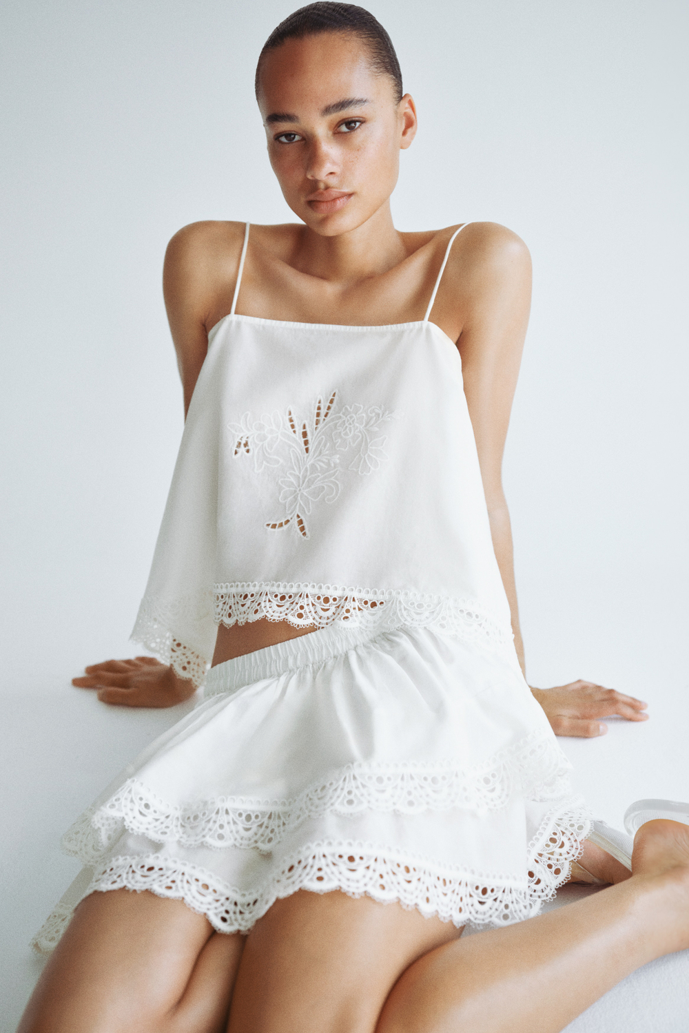 Многоярусная мини-юбка с кружевной лентой - H&M