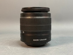 Canon 1300D kit 18-55mm III 29.200 Кадров