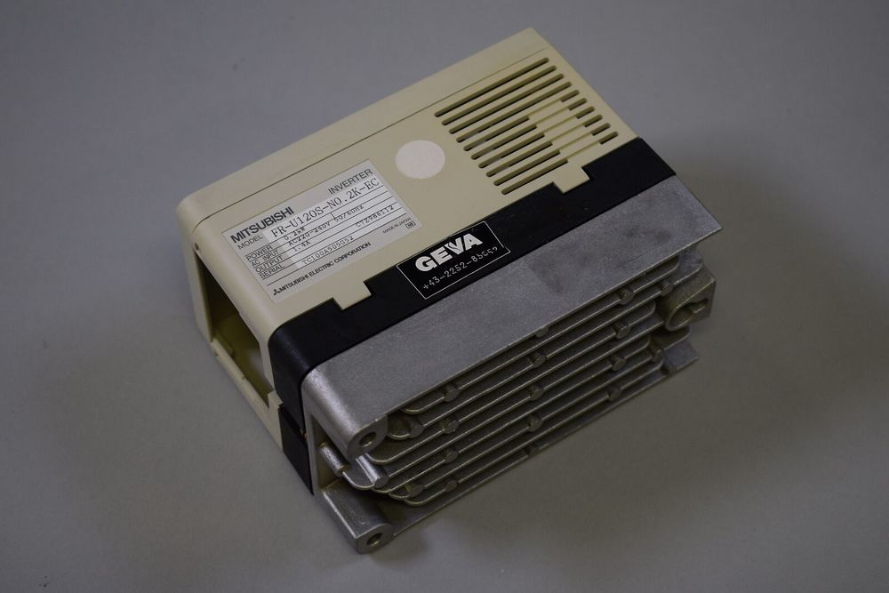 Инвертор MITSUBISHI FR-U120S-N0.2K-EC Инвертор MITSUBISHI FR-U120S-N0.2K-EC