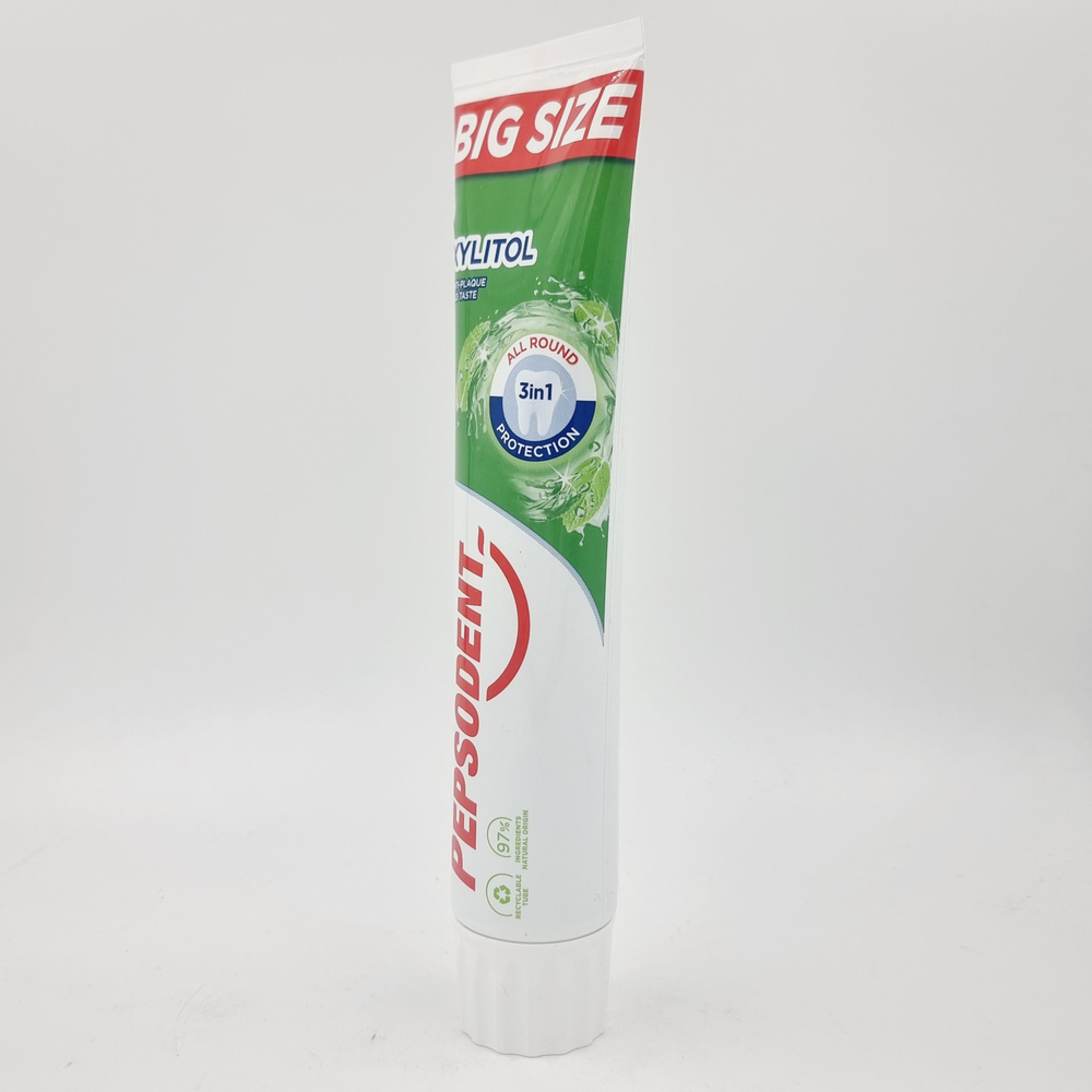 Зубная паста Pepsodent Xylitol c ксилитом и фором 125 мл (Нидерланды)