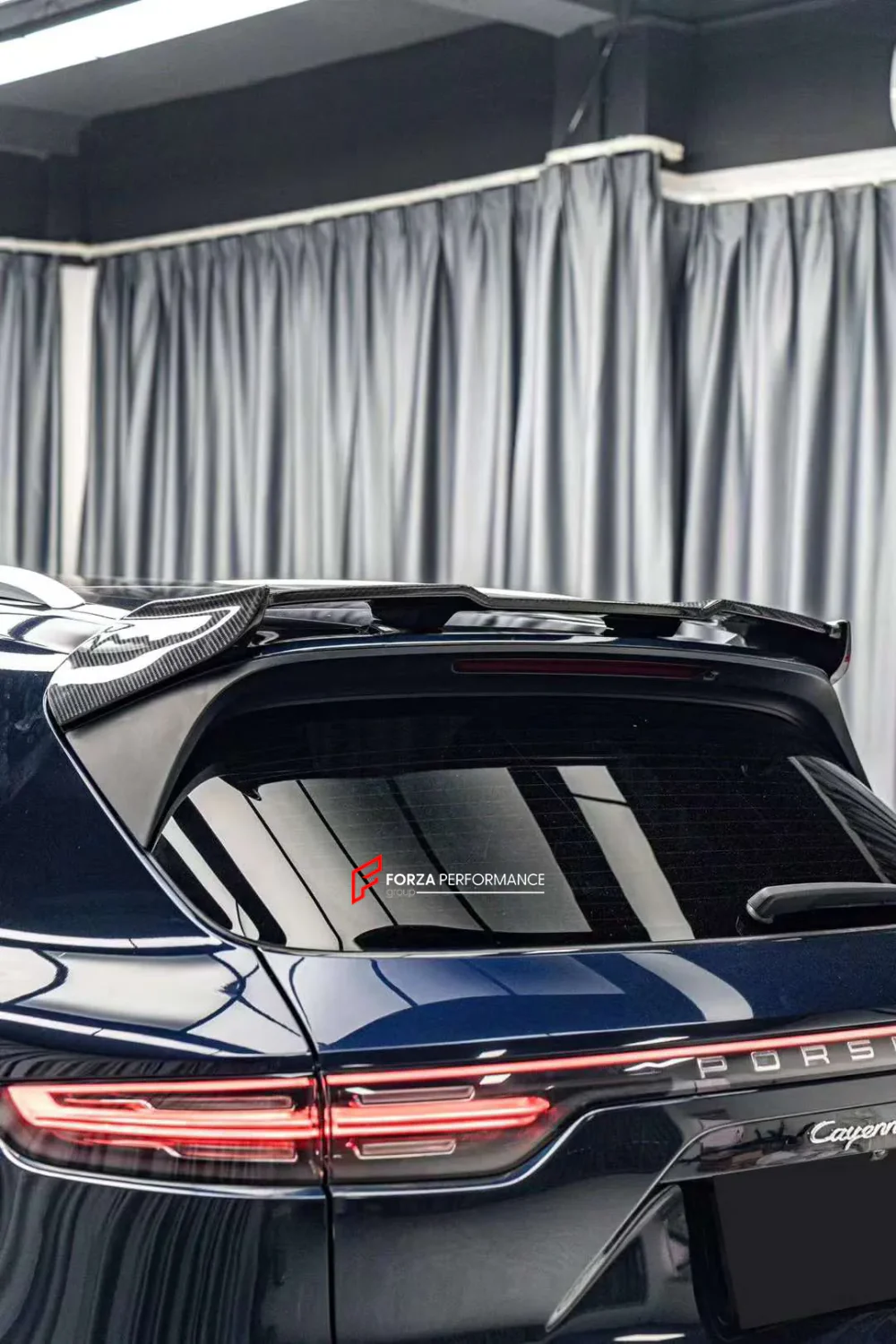 Карбоновый спойлер на крышу для PORSCHE CAYENNE III 9Y0 2018+
