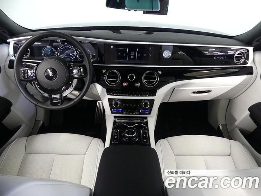 Rolls-Royce Ghost 6.7 V12 — 2021
