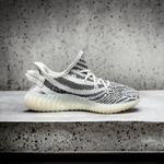 Adidas Yeezy Boost 350 V2 • Zebra
