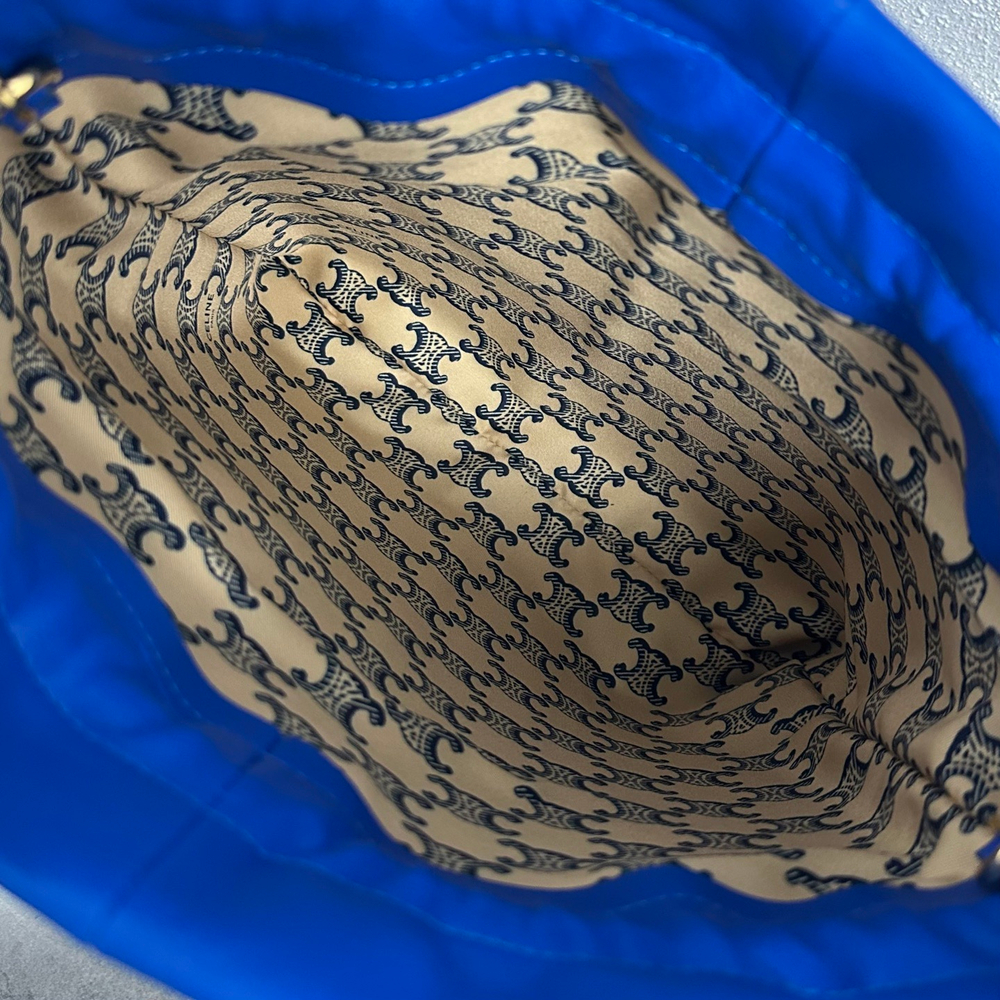 Crystal Pouch