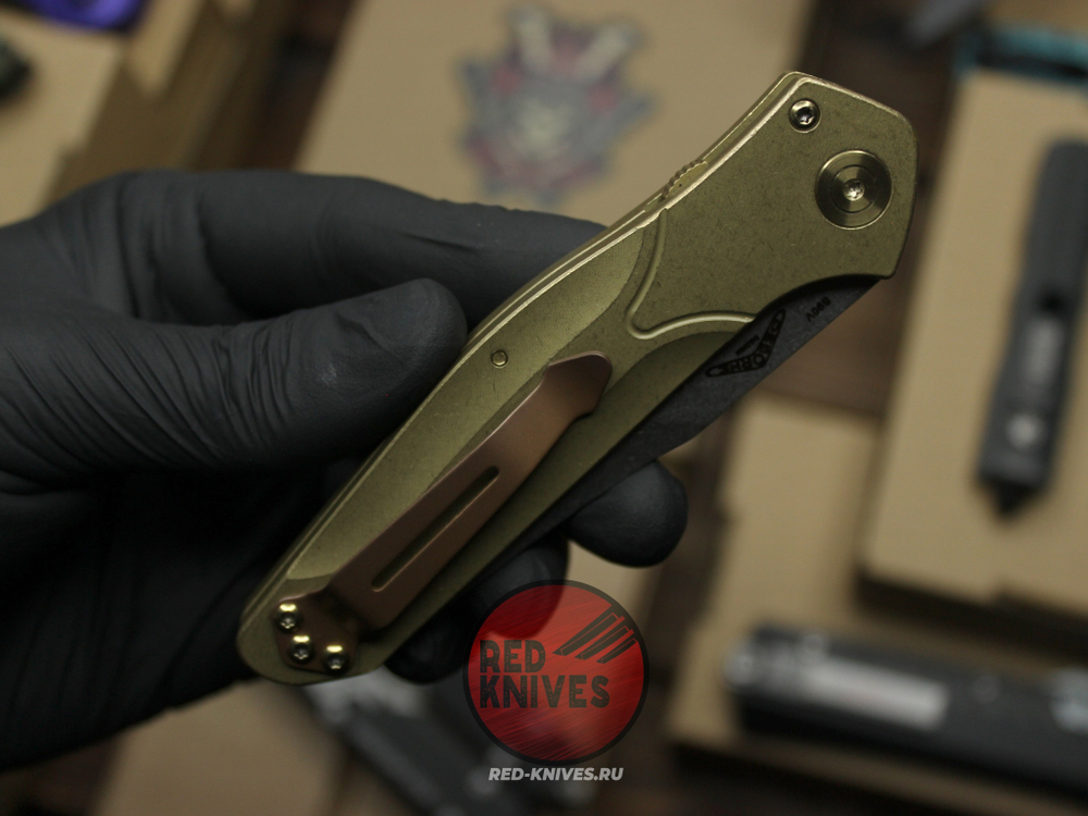Нож Benchmade Osborne 940 AUTO BRASS - рукоять, кнопка, предох. и фурнитруа - латунь